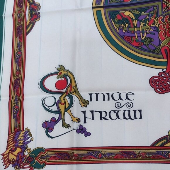 Vintage Book Of Kells Irish Gaelic Scarf Womens Square 27 X 27 - Picture 5 of 8